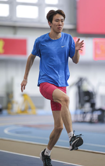 中欧体育运动装备评测